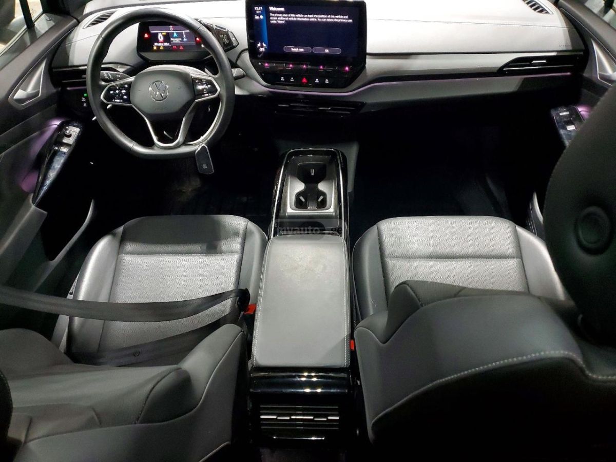 Volkswagen ID 4 - фото 7