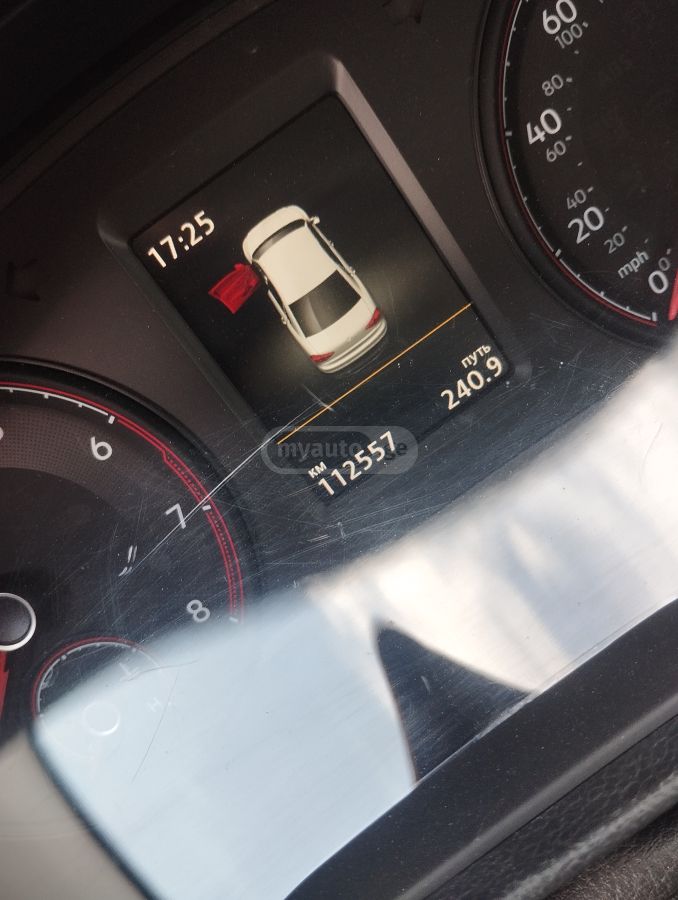 Volkswagen Passat - фото 8