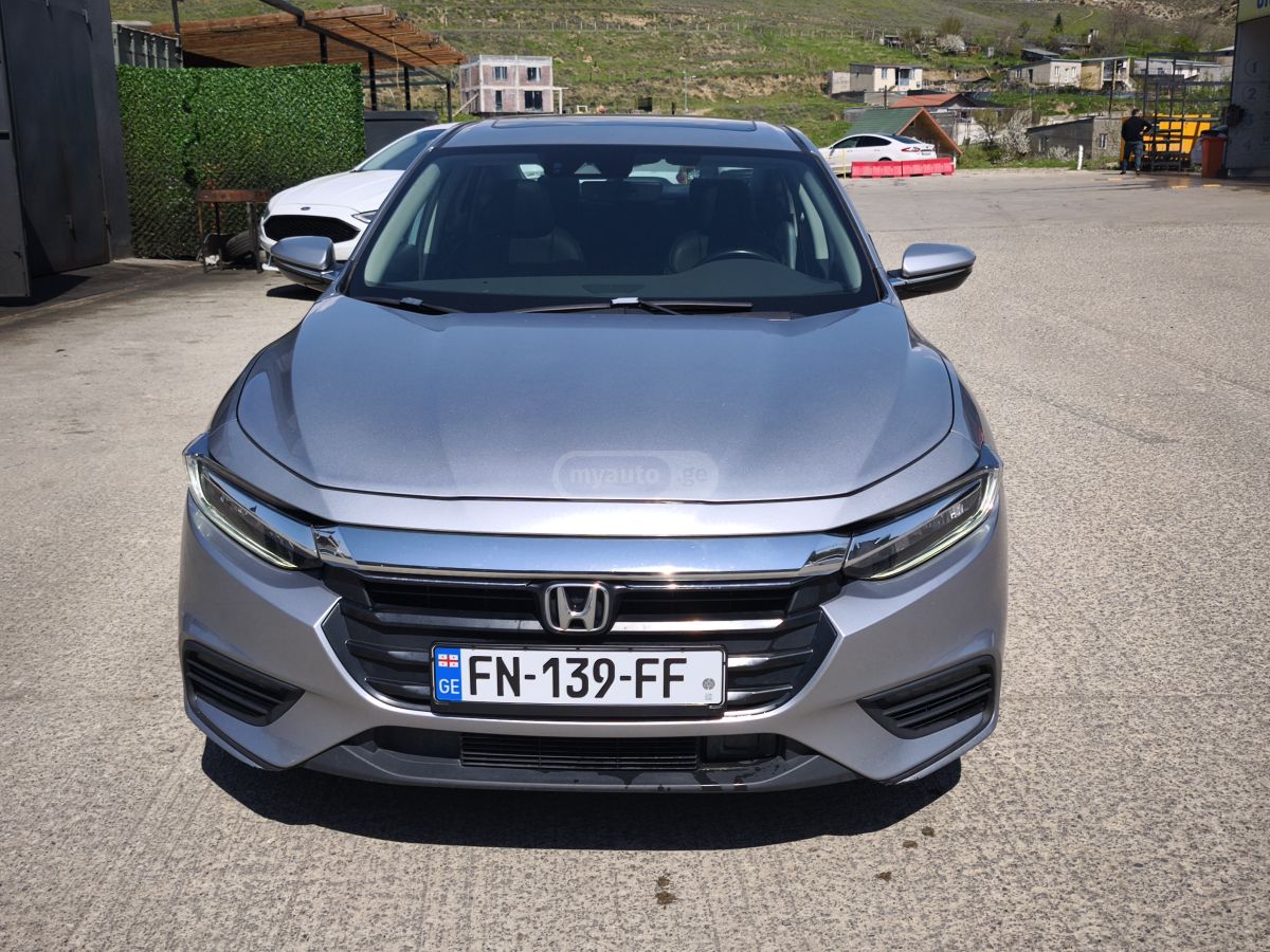 Honda Insight - фото 1