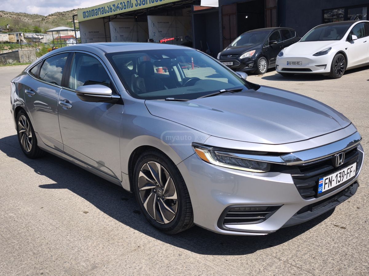 Honda Insight - фото 6