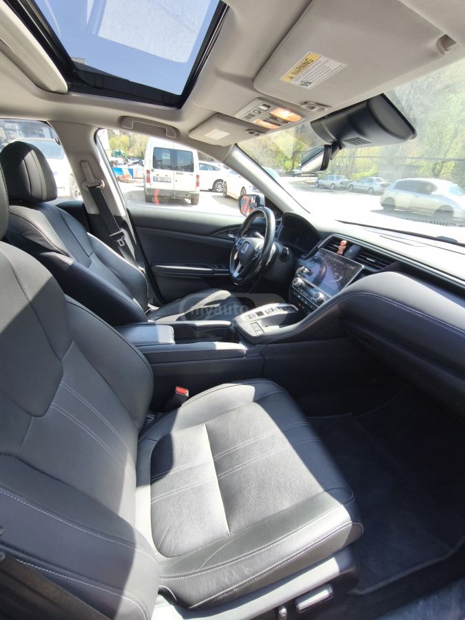 Honda Insight - фото 8