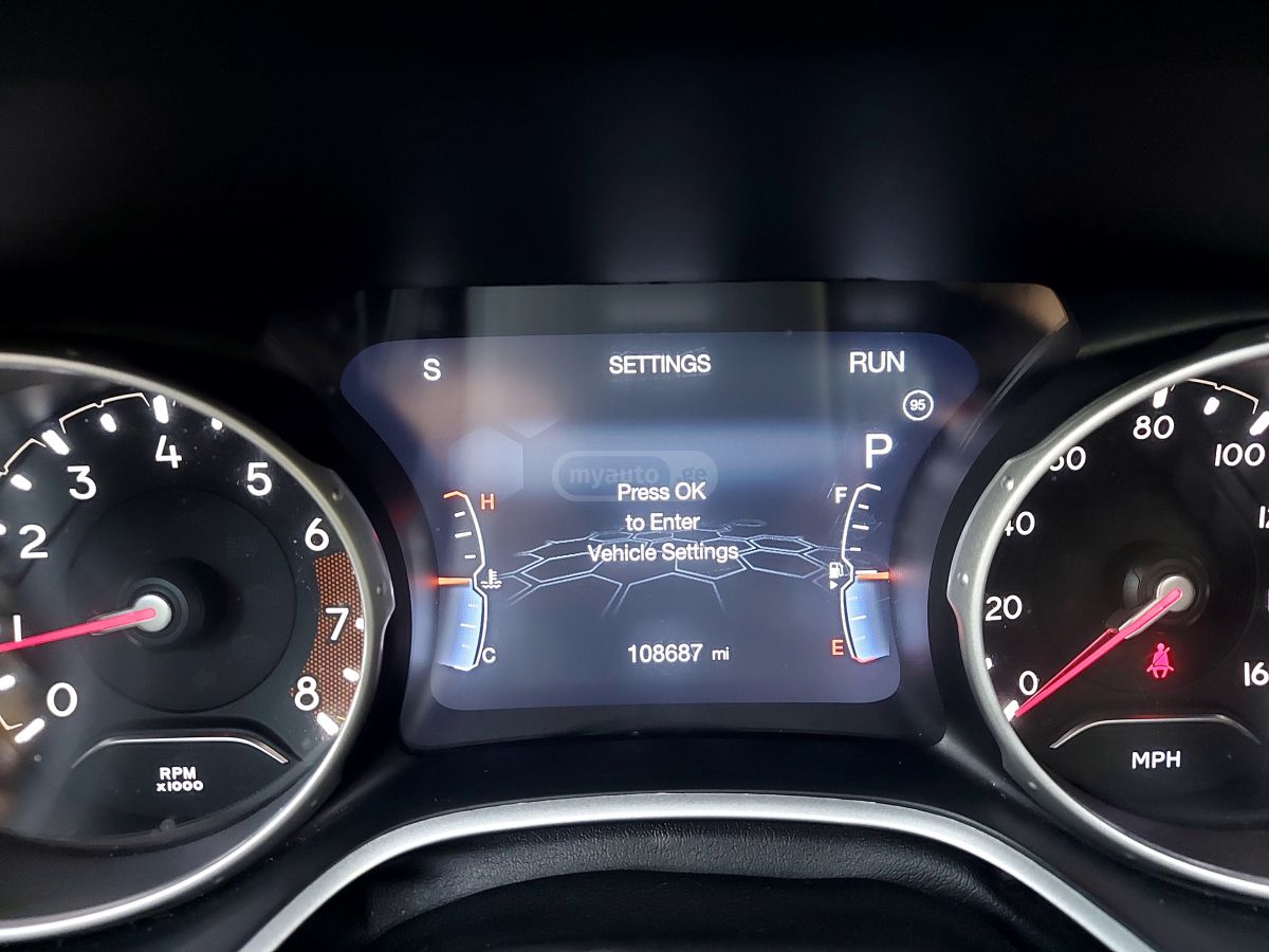 Jeep Compass - фото 12