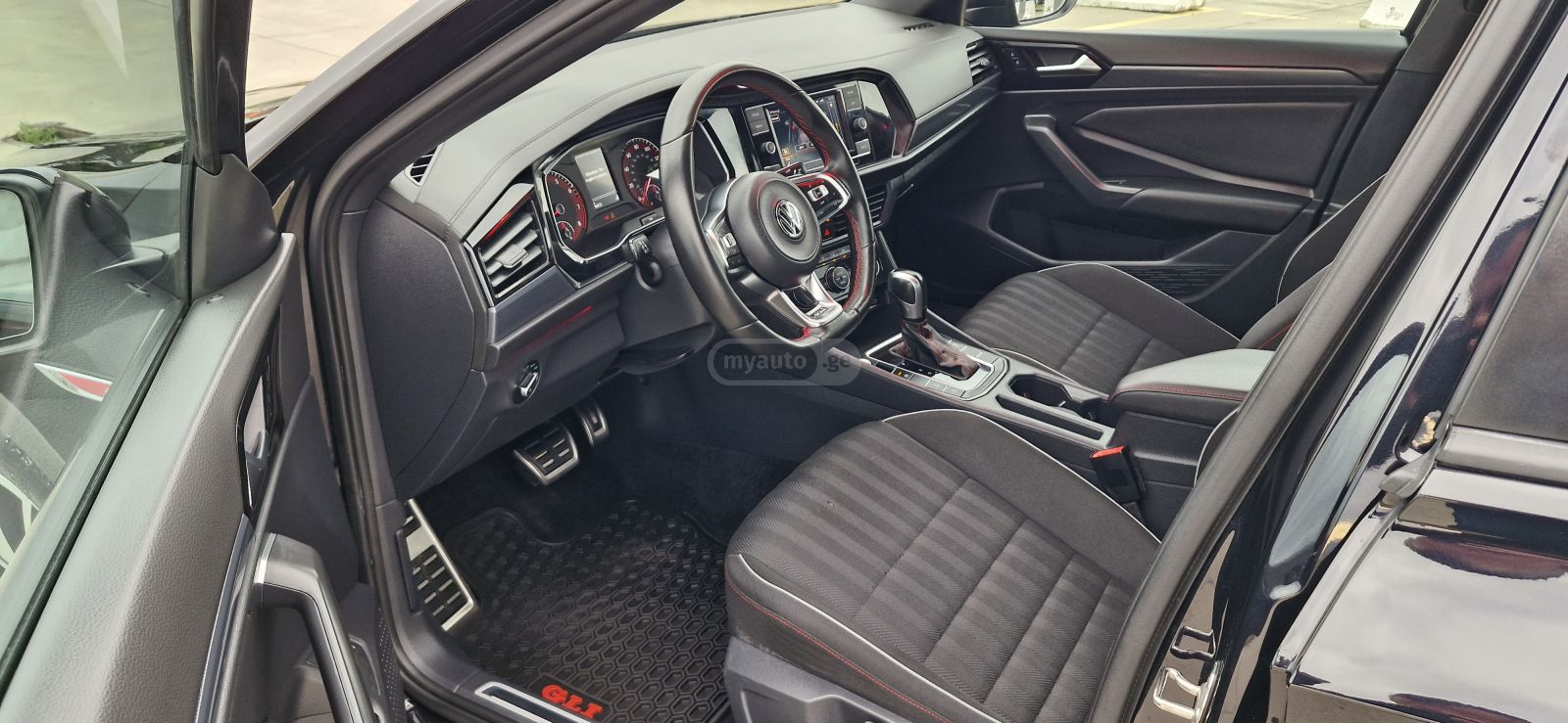 Volkswagen GLI — миниатюра 6