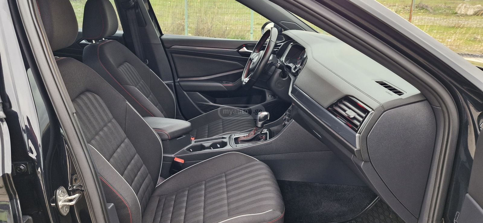 Volkswagen GLI — миниатюра 7