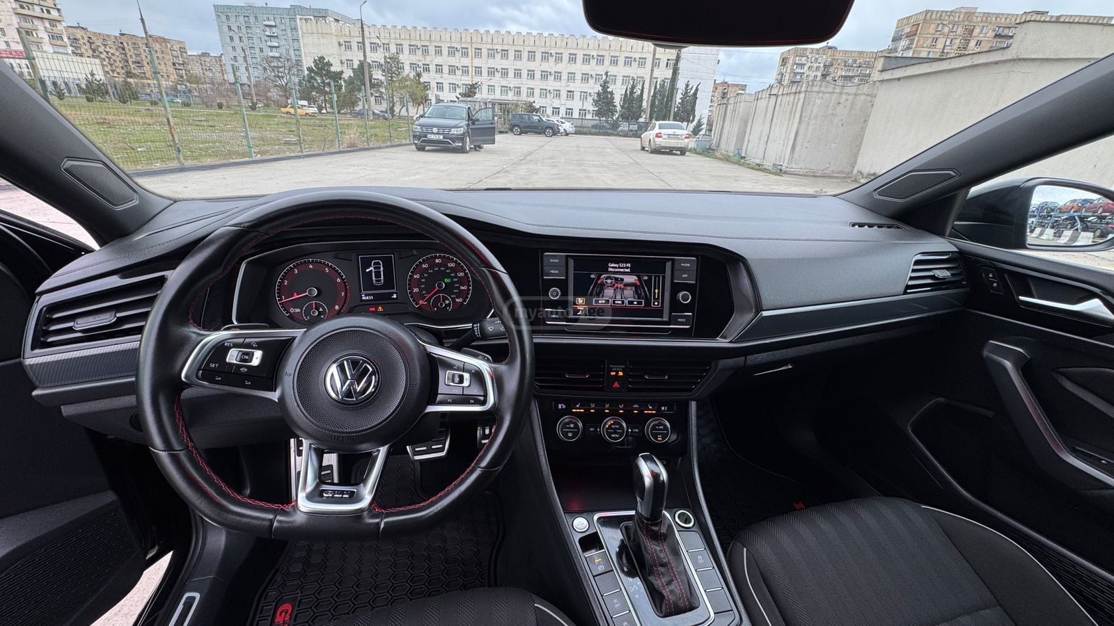 Volkswagen GLI — миниатюра 8