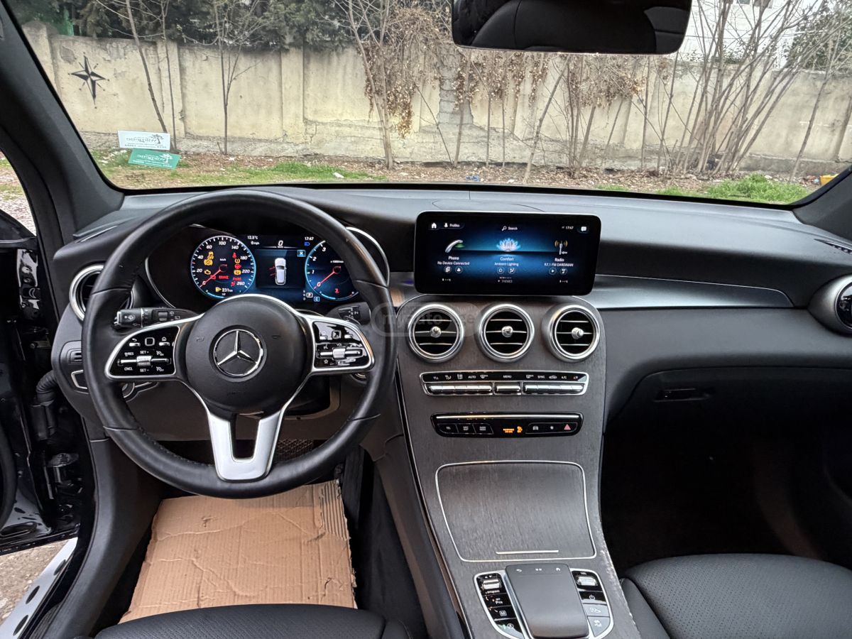 Mercedes-Benz GLC 300 - фото 12