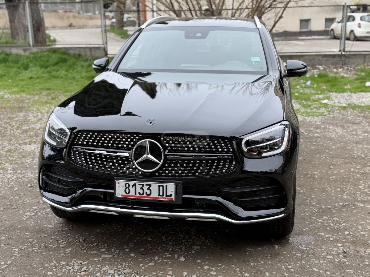 Mercedes-Benz GLC 300 - фото 2