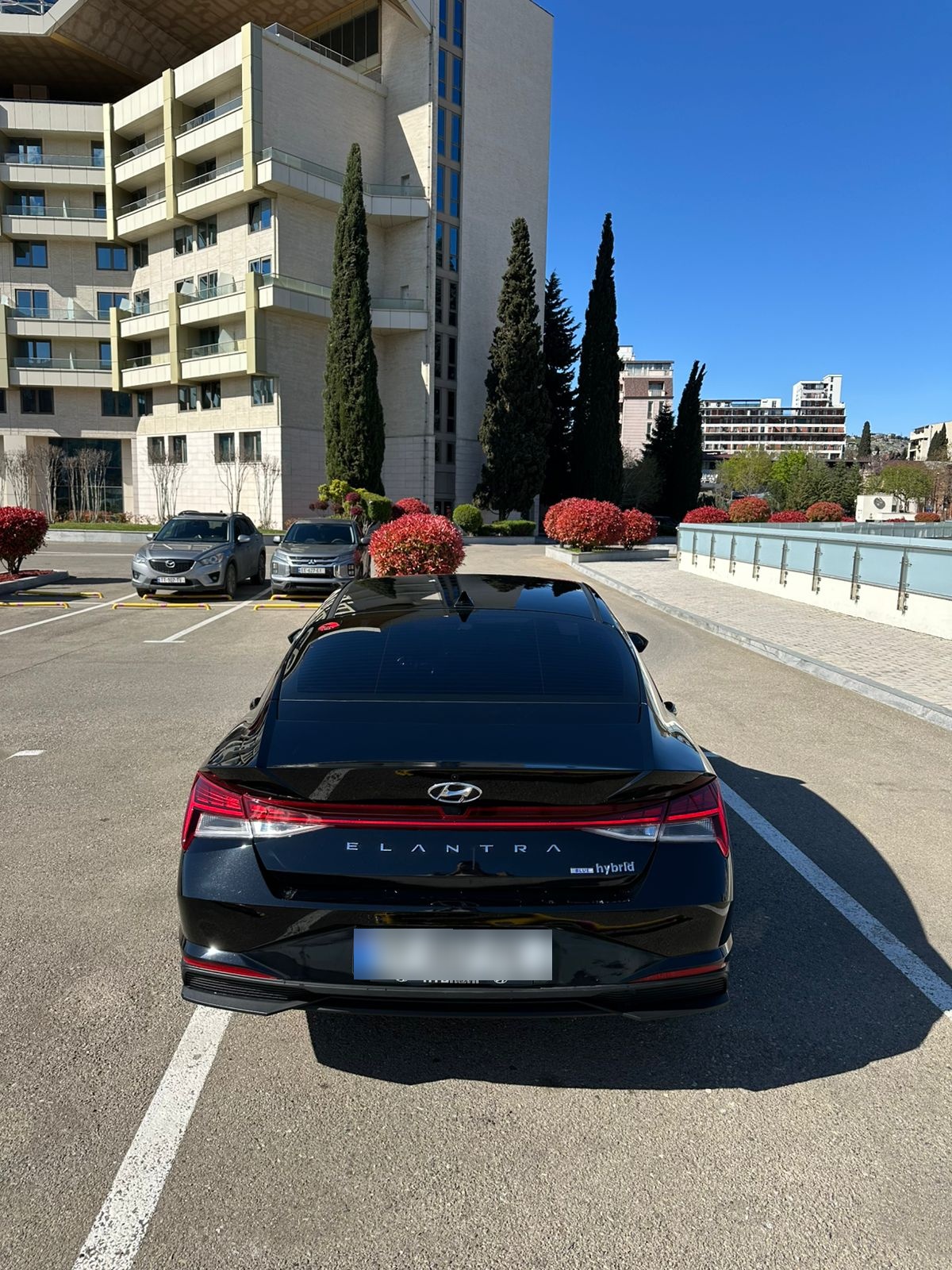 Hyundai Elantra - фото 5