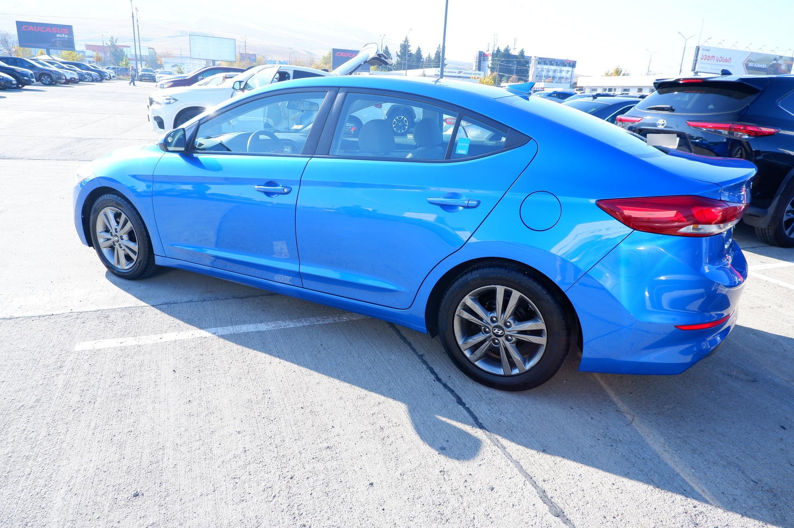 Hyundai Elantra - фото 6