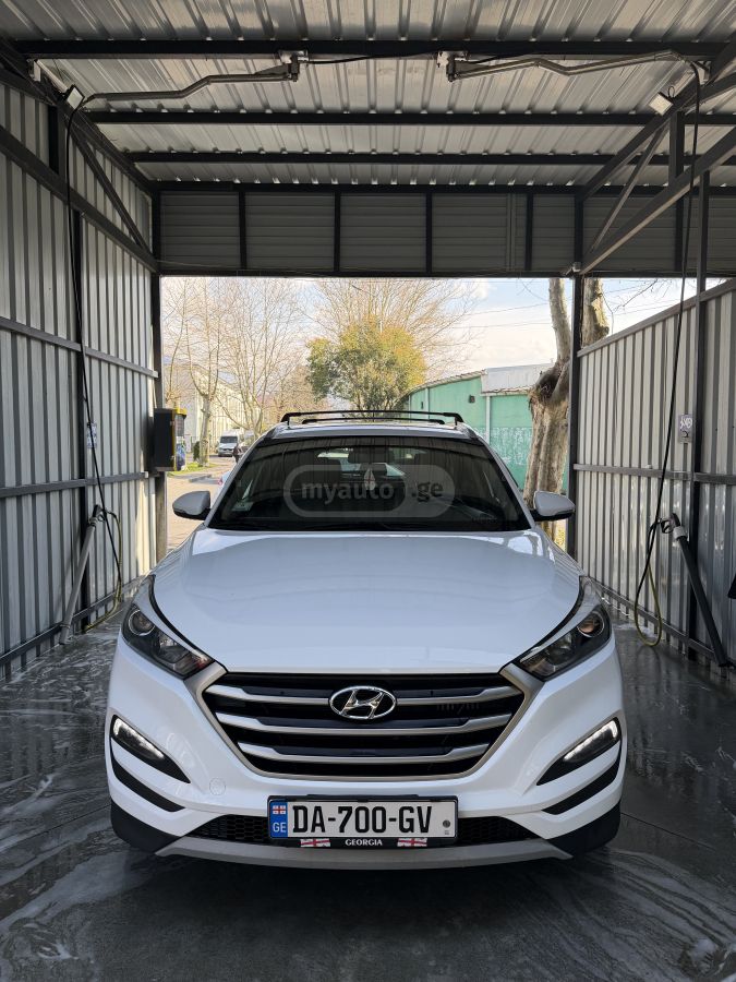 Hyundai Tucson - фото 1