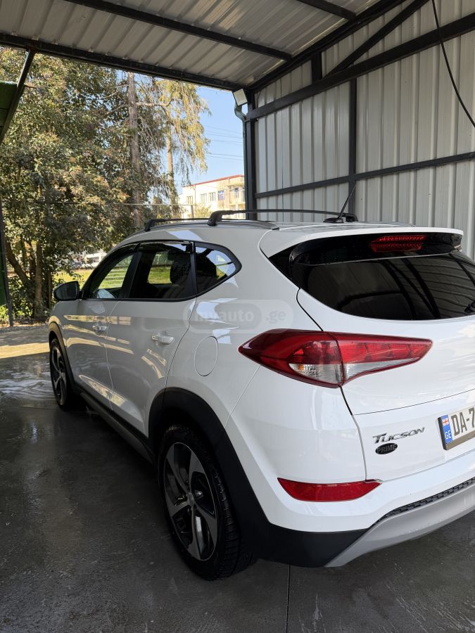 Hyundai Tucson - фото 12