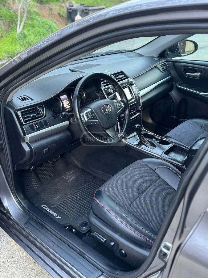 Toyota Camry - фото 6