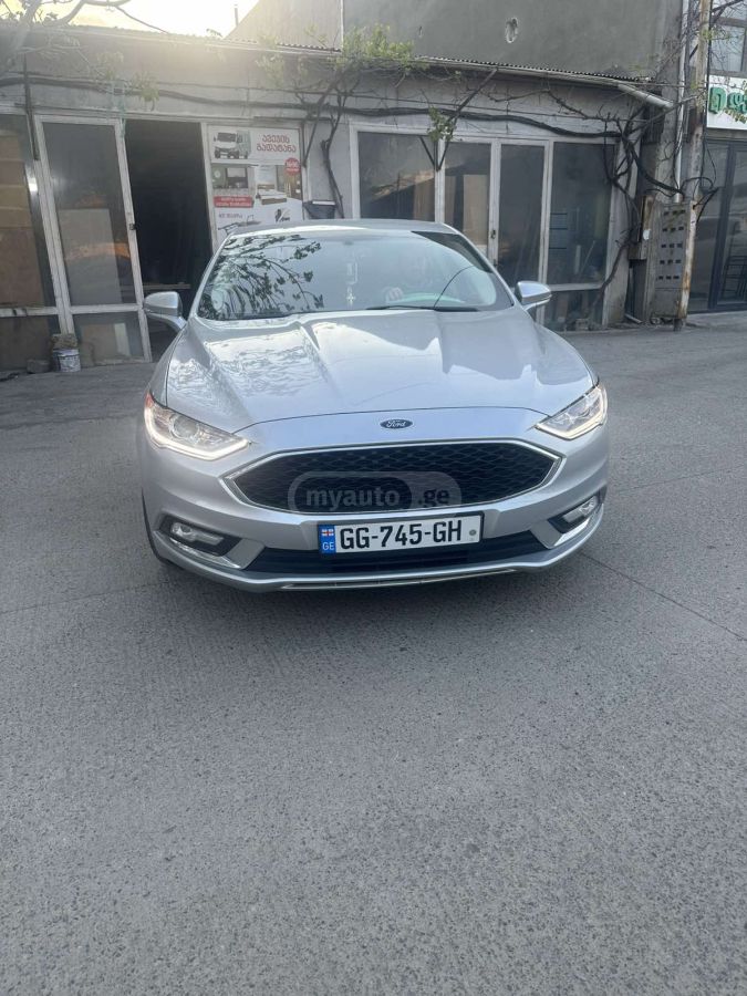 Ford Fusion - фото 12