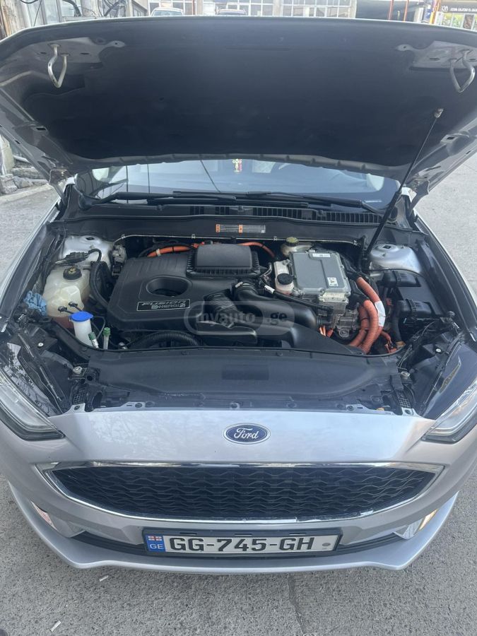 Ford Fusion - фото 5