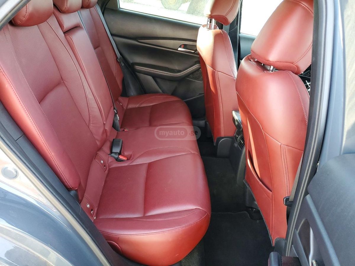 Mazda CX-30 - фото 8