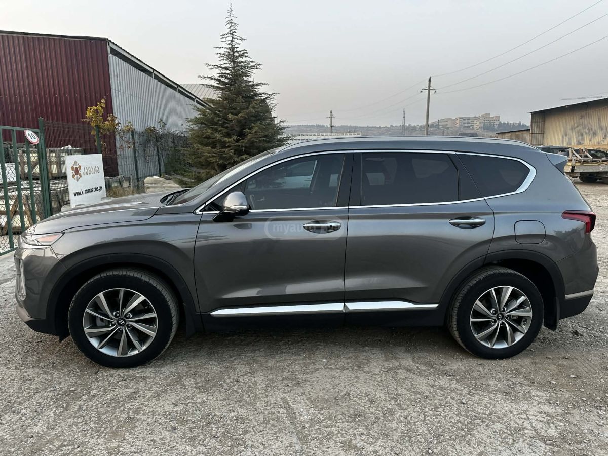 Hyundai Santa FE - фото 1