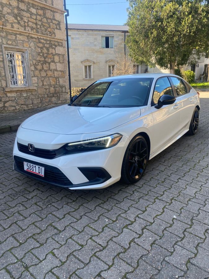 Honda Civic - фото 1