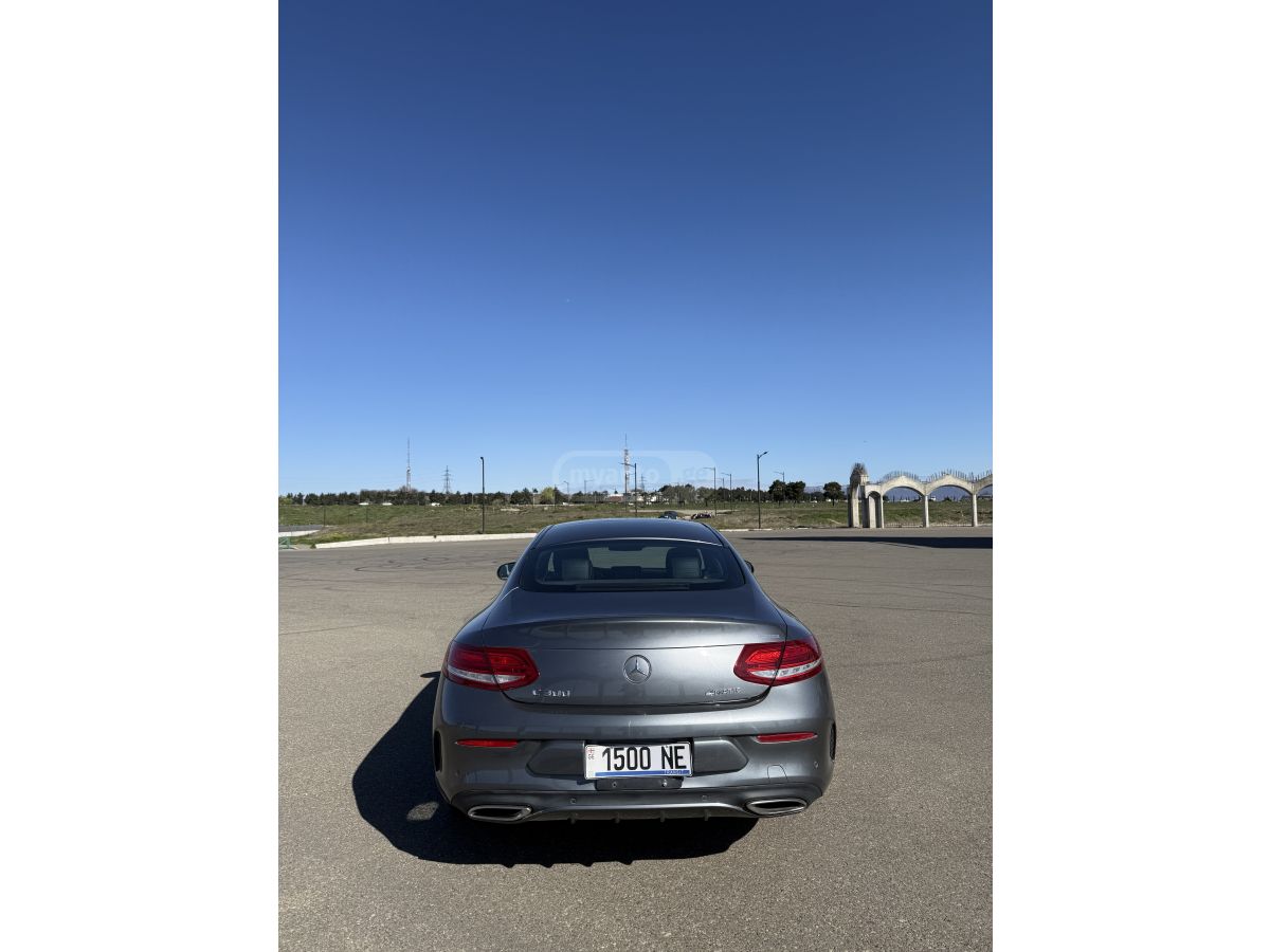 Mercedes-Benz C 300 - фото 4