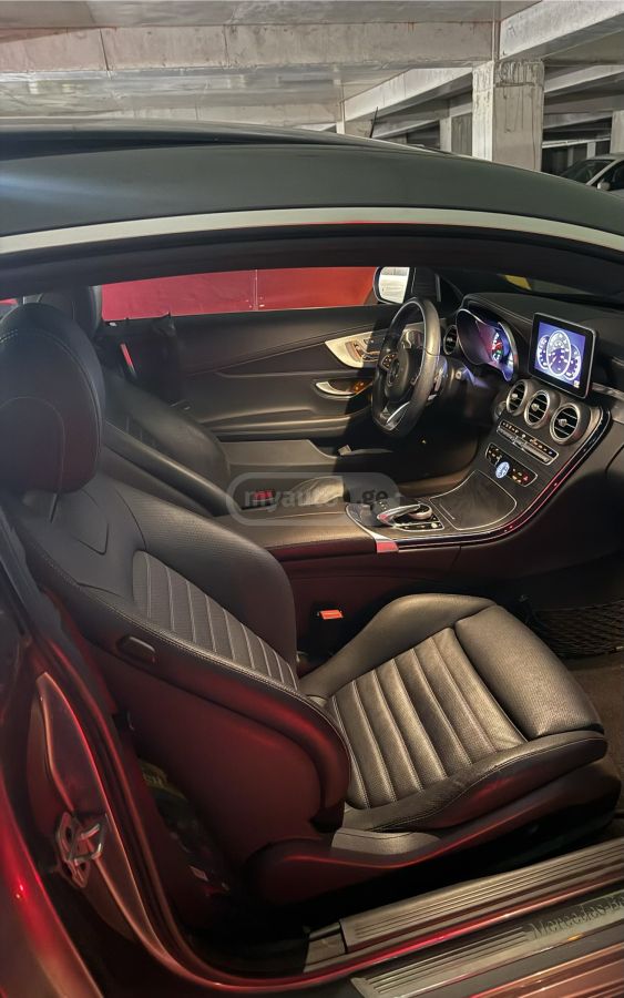 Mercedes-Benz C 300 - фото 9