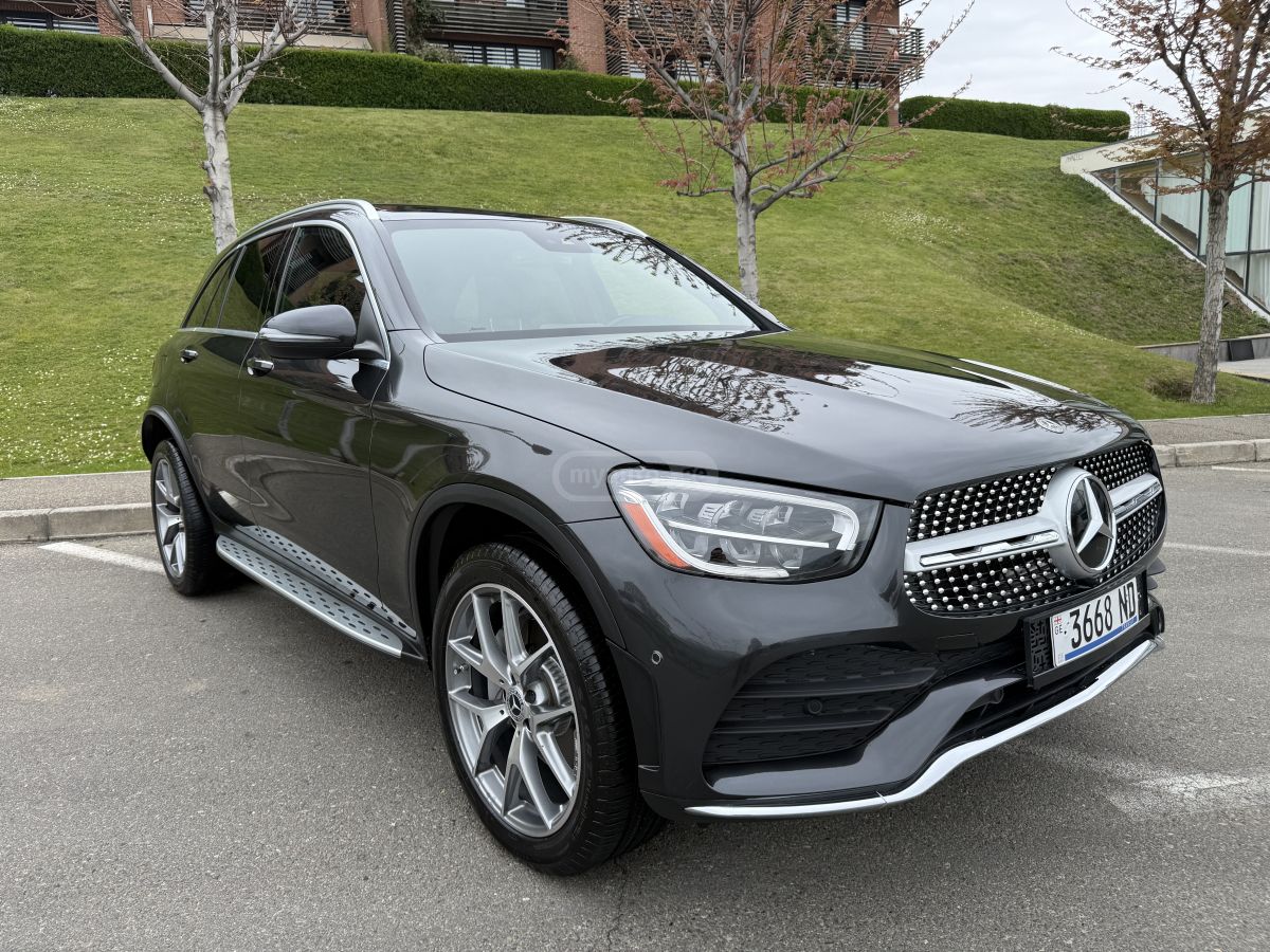 Mercedes-Benz GLC 300 - фото 1