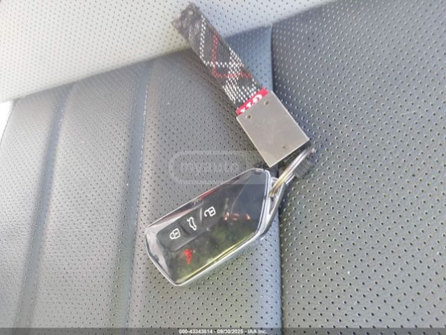 Volkswagen Golf 2023 — миниатюра 10