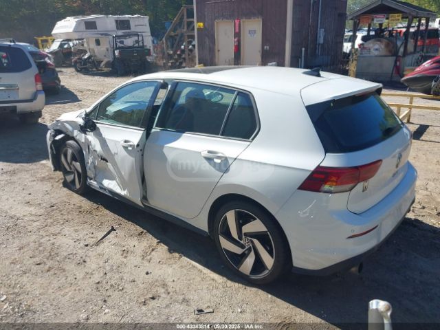 Volkswagen Golf 2023 — миниатюра 3