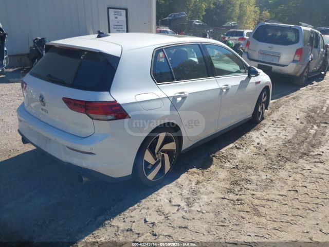 Volkswagen Golf 2023 — миниатюра 4
