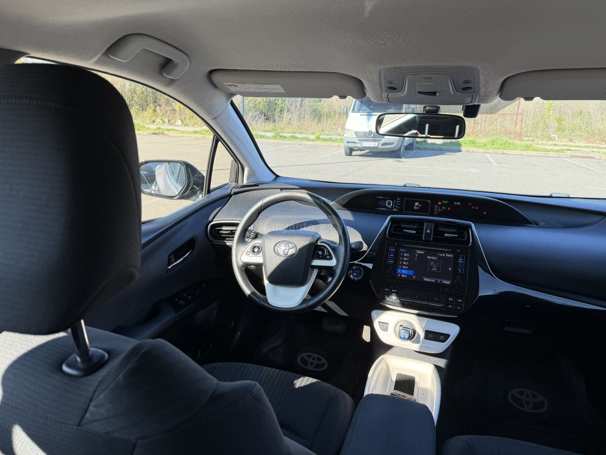 Toyota Prius - фото 10