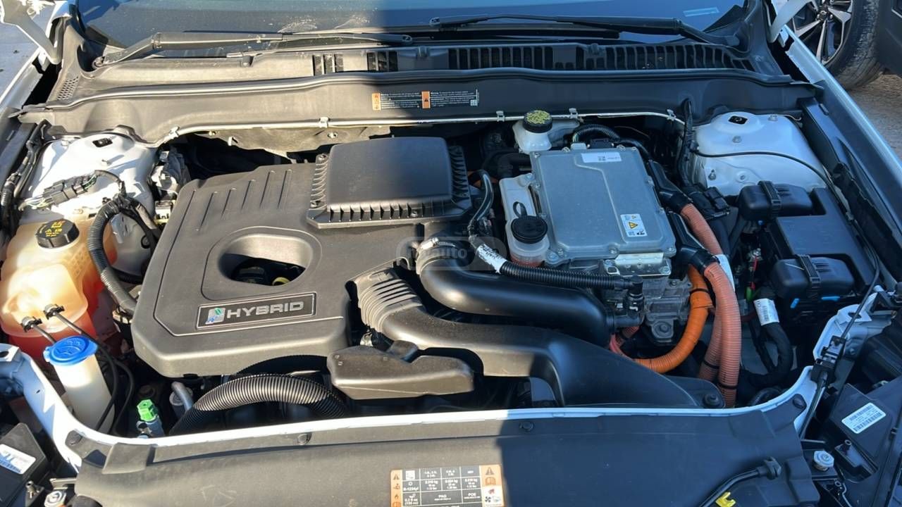 Ford Fusion - фото 14