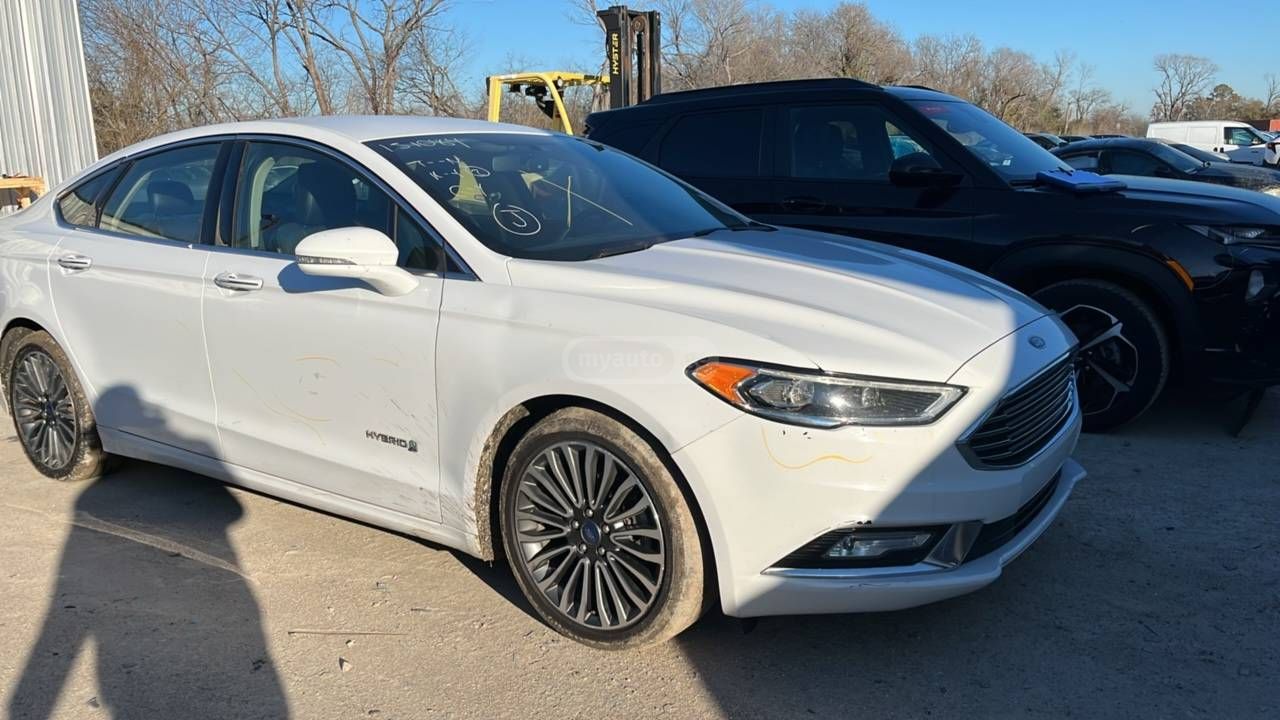 Ford Fusion - фото 4