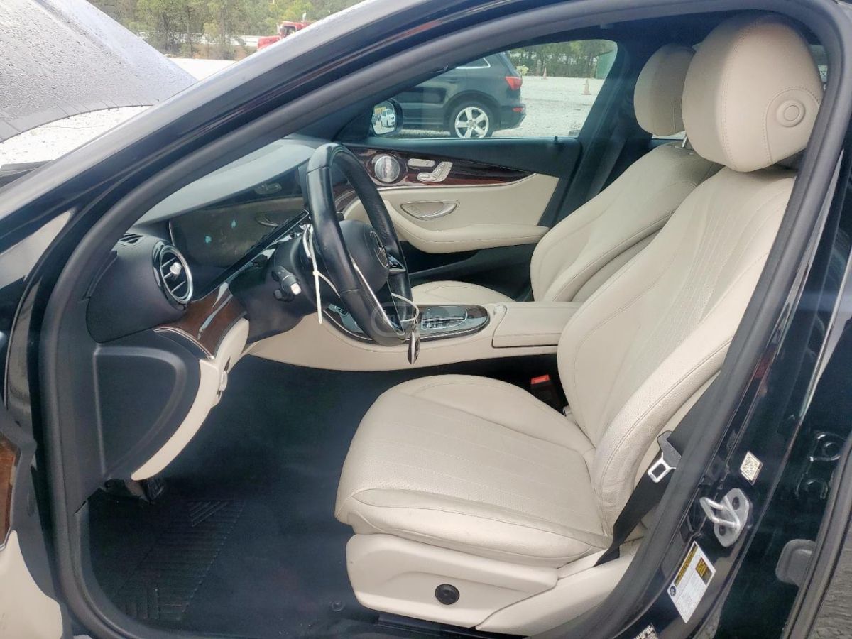 Mercedes-Benz E 300 2021 — миниатюра 7