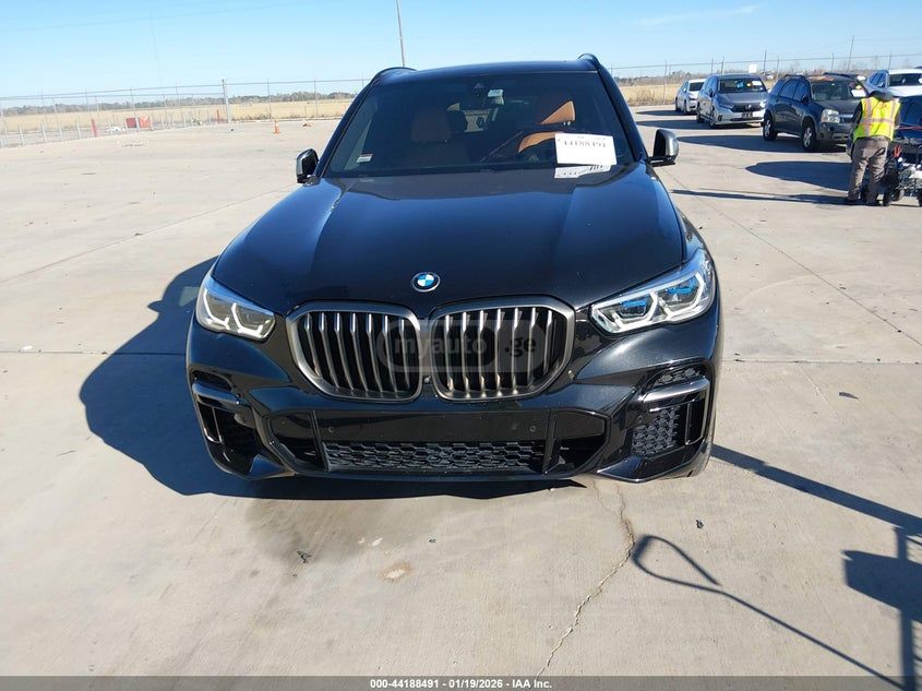 BMW M50i 4dr All-Wheel Drive Sport — миниатюра 11