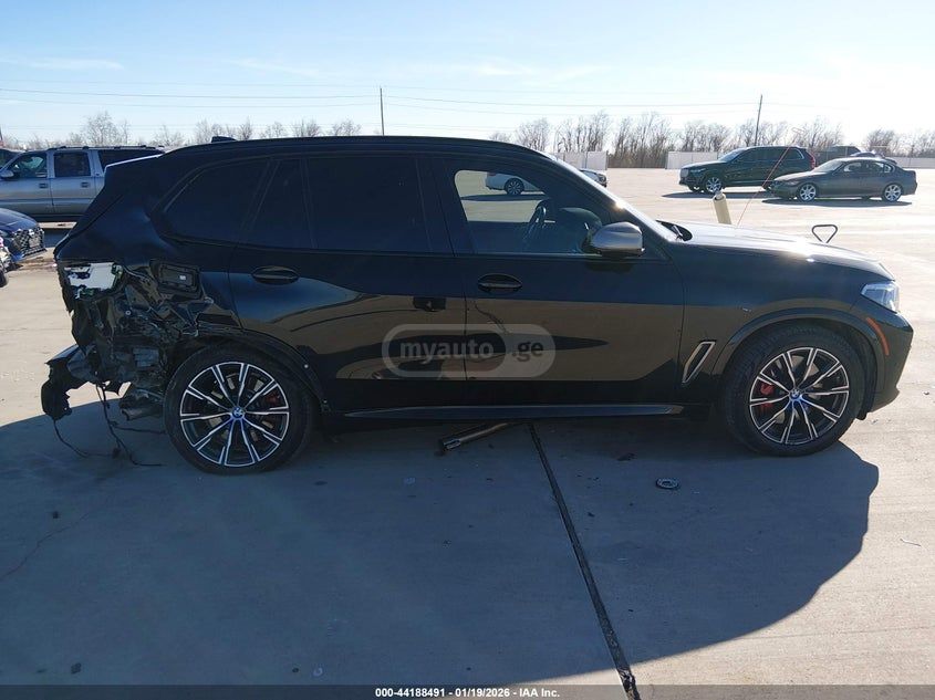 BMW M50i 4dr All-Wheel Drive Sport — миниатюра 12