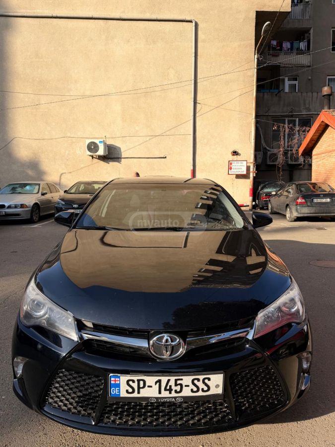 Toyota Camry - фото 5