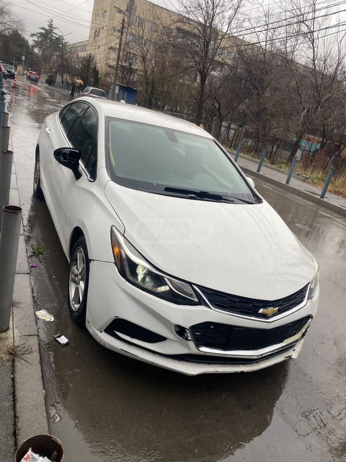 Chevrolet Cruze - фото 7