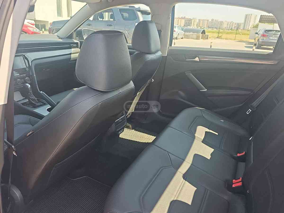 Volkswagen Volkswagen Passat — миниатюра 7