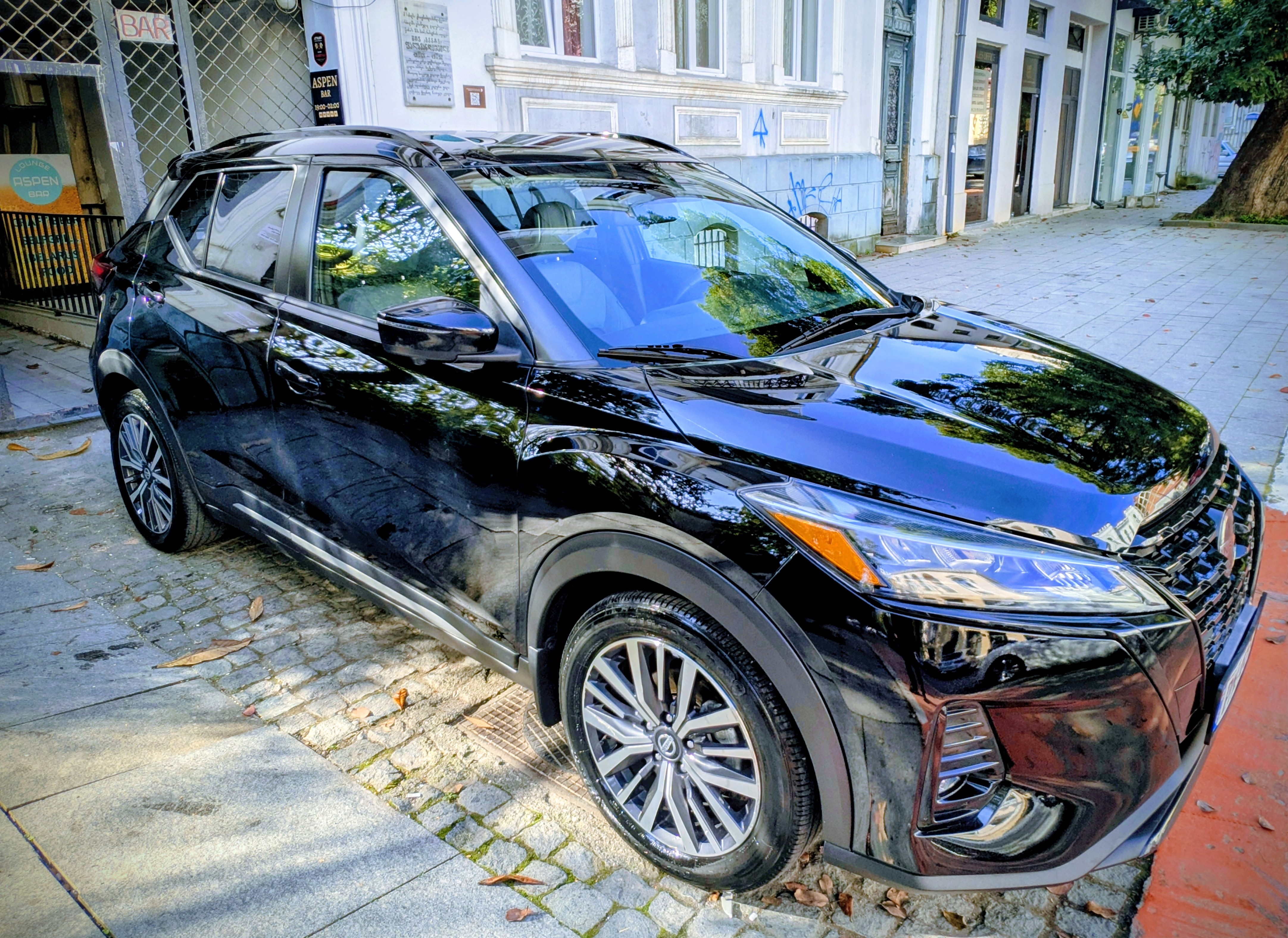 Nissan Kicks - фото 1