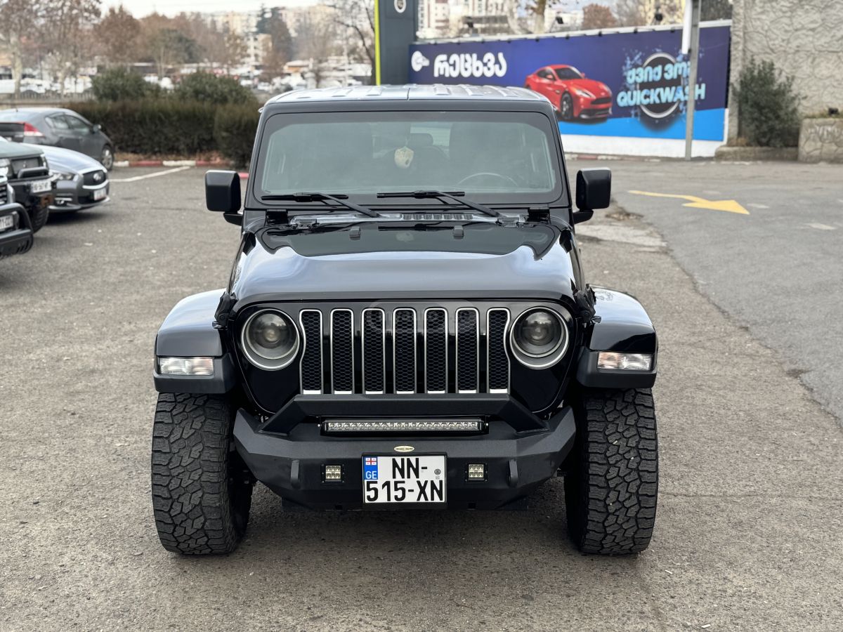Jeep Wrangler - фото 1