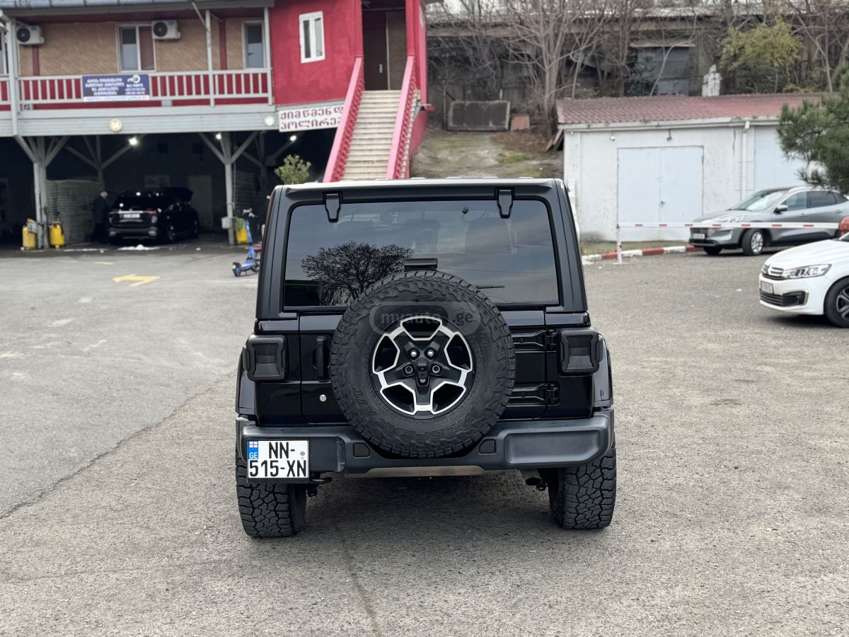 Jeep Wrangler - фото 2