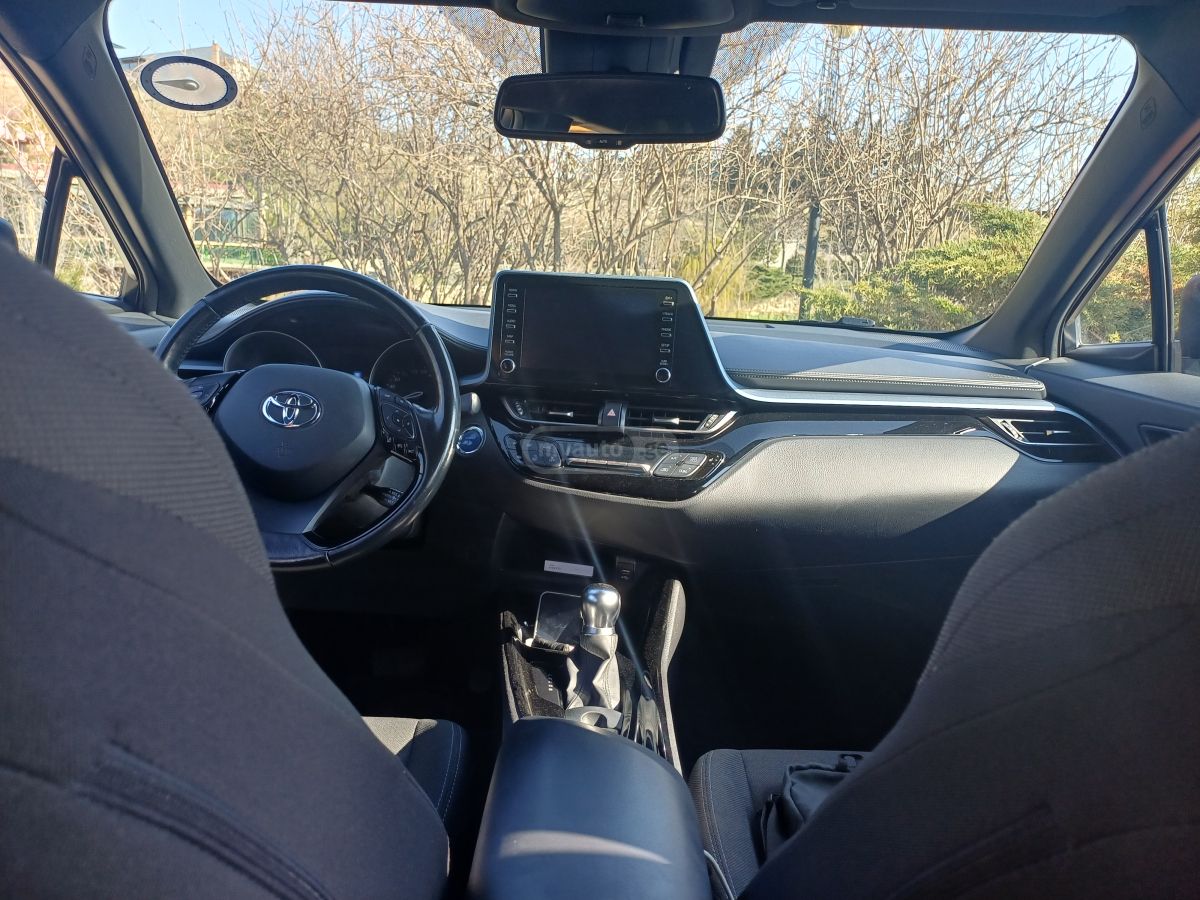 Toyota CHR - фото 11