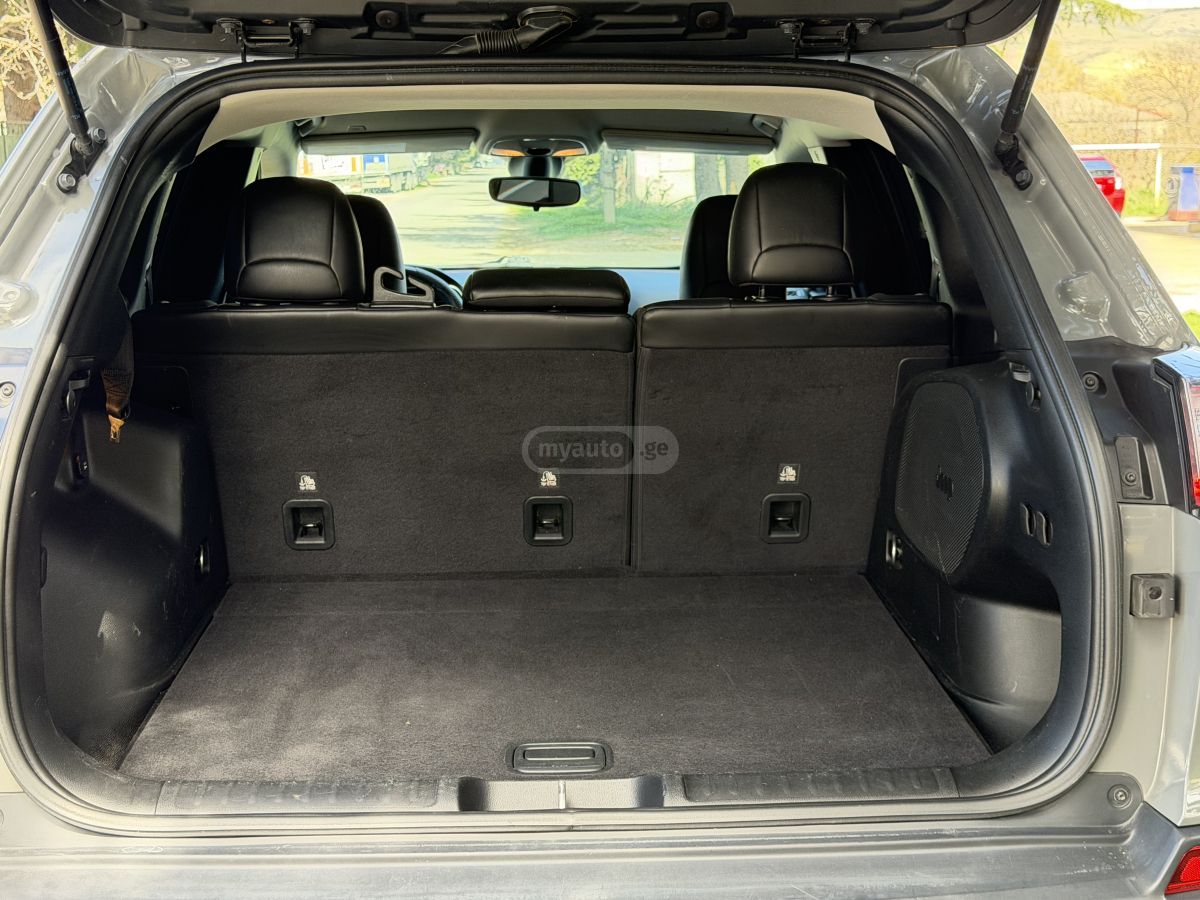 Jeep Cherokee - фото 11