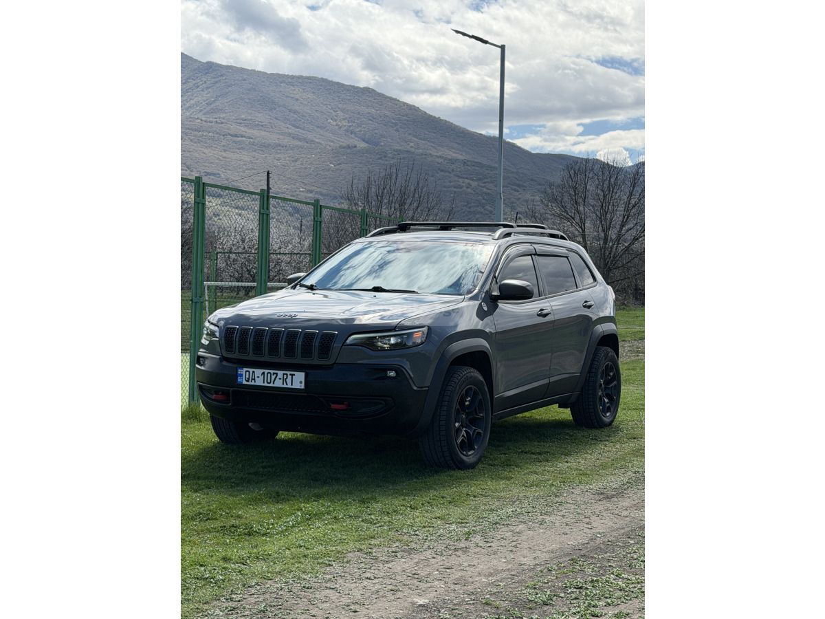 Jeep Cherokee - фото 5