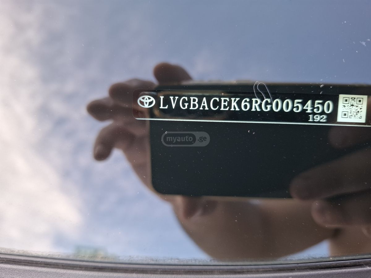 Toyota Camry - фото 13