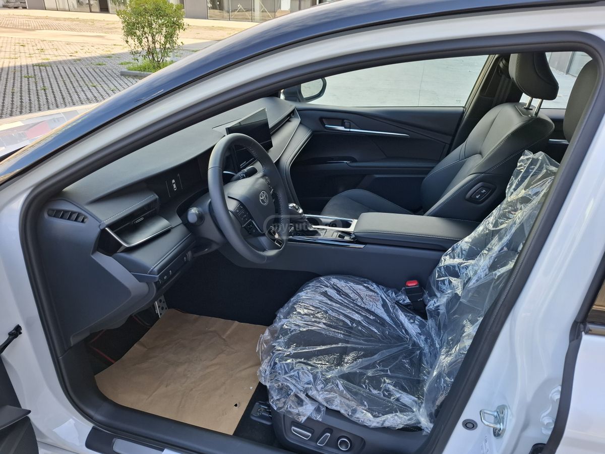 Toyota Camry - фото 14