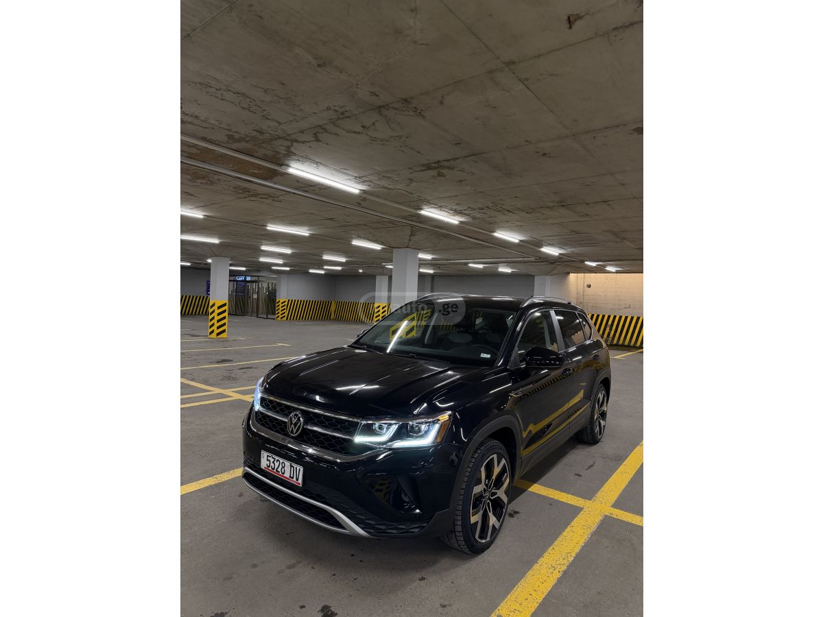 Volkswagen Taos - фото 1