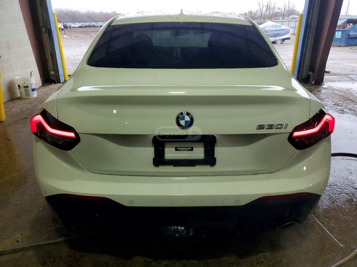 BMW 230i 2022 — миниатюра 6