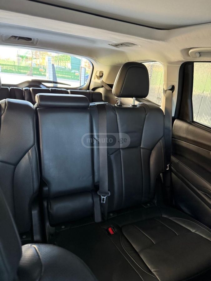 Subaru Limited All-Wheel Drive CVT — миниатюра 3