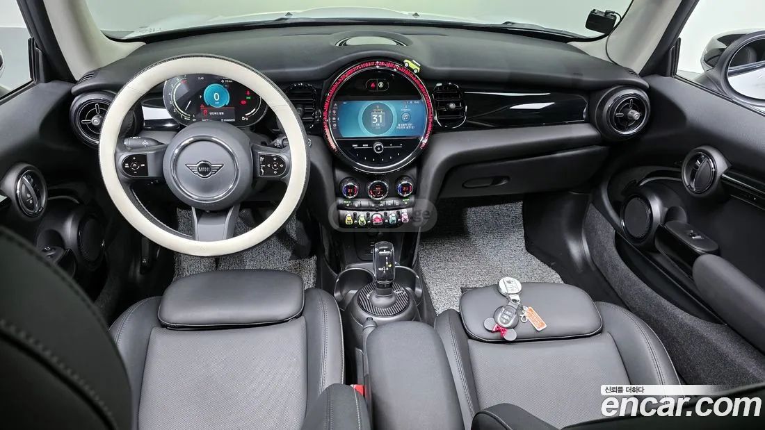 MINI Cooper 2024 — миниатюра 7