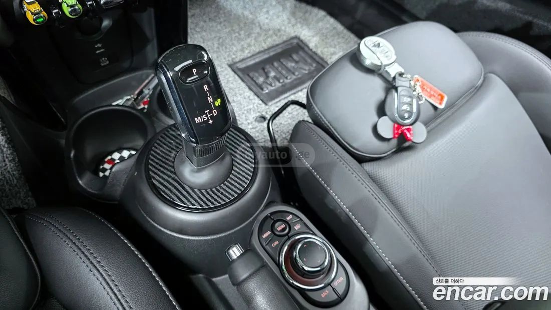 MINI Cooper 2024 — миниатюра 9