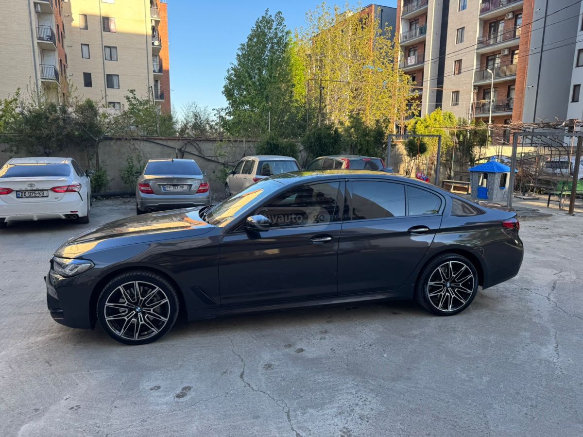 BMW 530 - фото 4